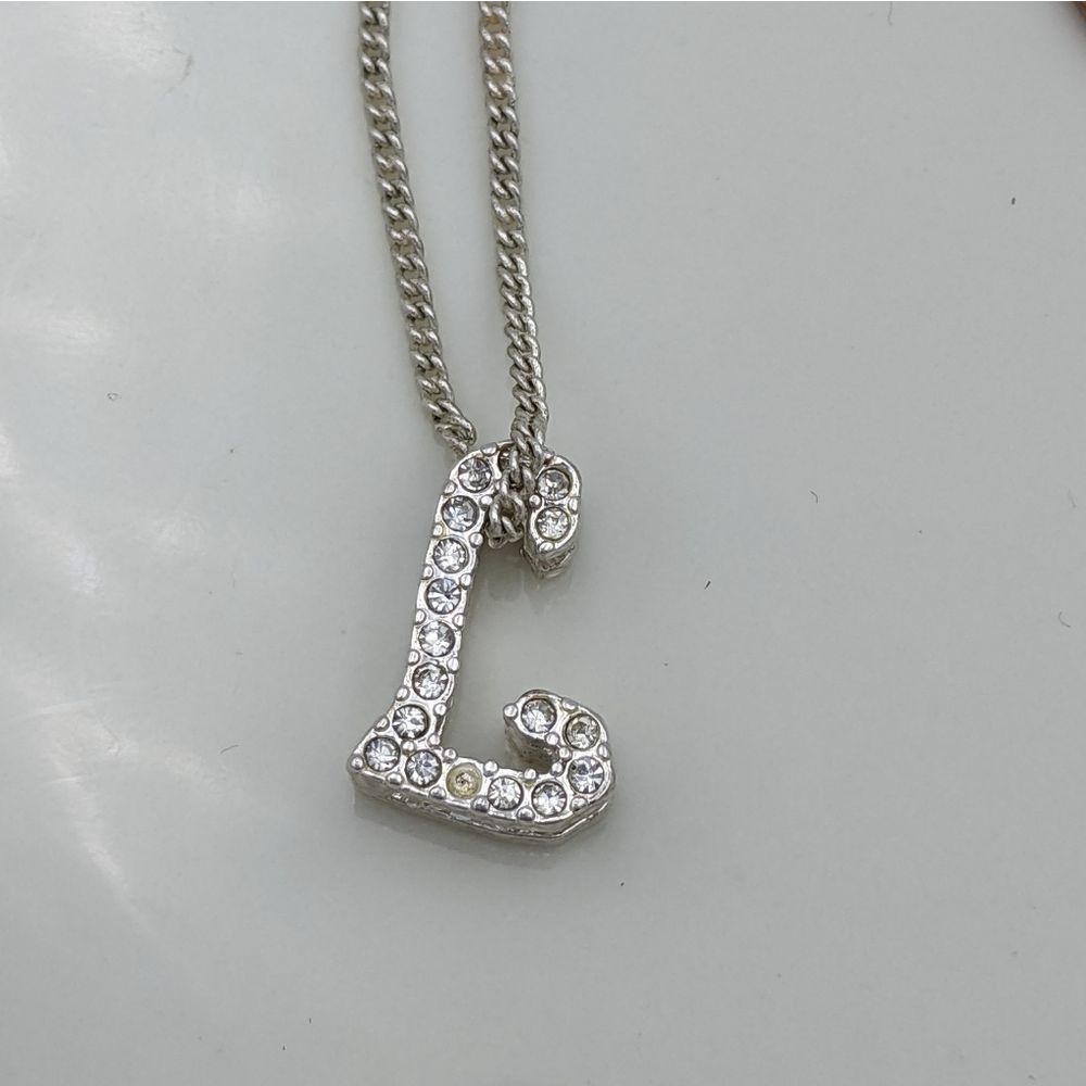 Avon NRT Silver Tone Crystal Initial L Necklace